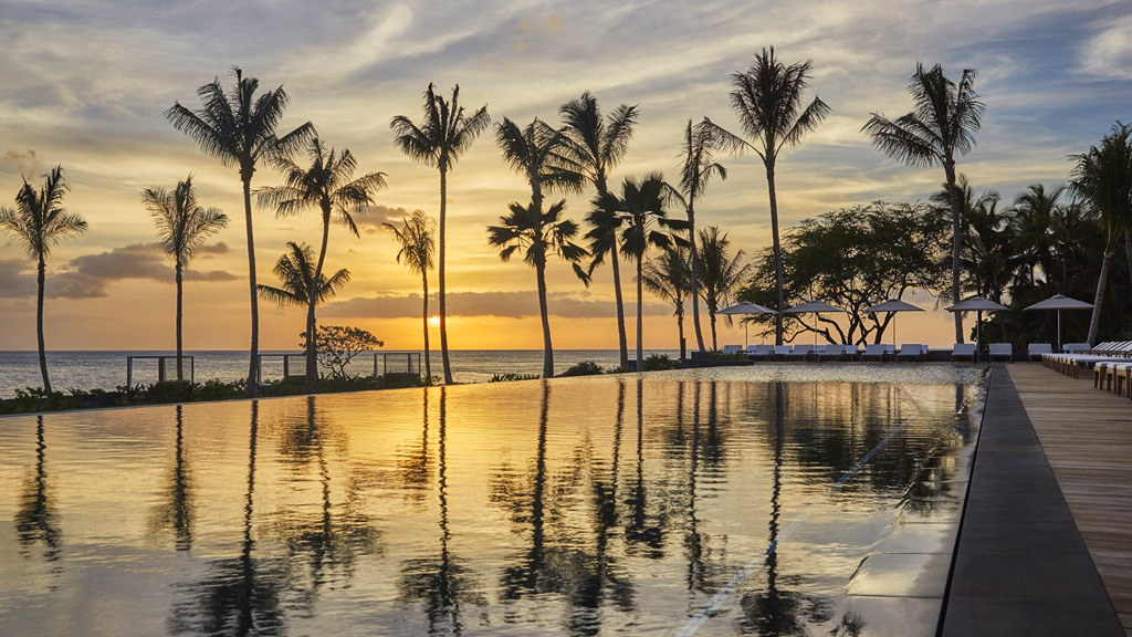 Hawaii Go “All In” with Three-island, Twelve-Night Luxury Vacation to Benefit Covid-19 Relief Charities
