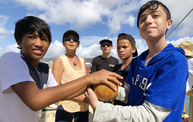 Hōkūleʻa Returns to Ko Olina Resort for Two-Week Engagement Crewmembers invite students aboard the four hour sail to West Oʻahu