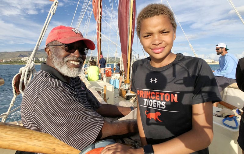 Hōkūleʻa Returns to Ko Olina Resort for Two-Week Engagement Crewmembers invite students aboard the four hour sail to West Oʻahu