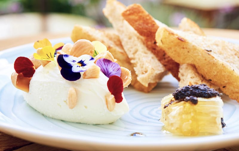Four Seasons Resort Oahu at Ko Olina and ANA Partner to Present First Class Menu from Noe Chef de Cuisine Ryo Takatsuka