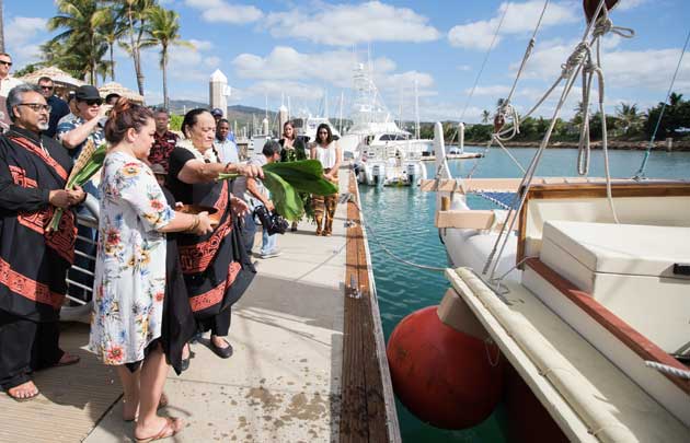 Ko Olina Welcomes Hōkūle‘a