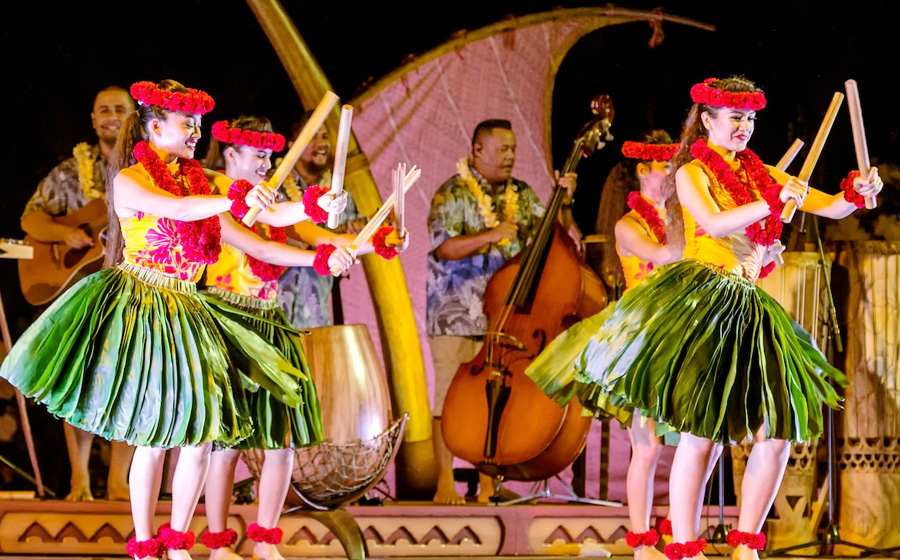 Aulani Luau