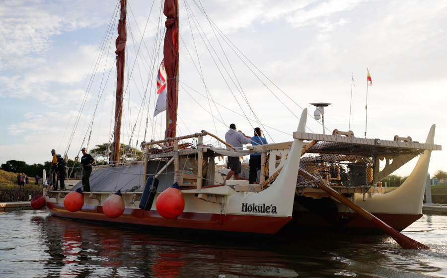 Hōkūleʻa Returns